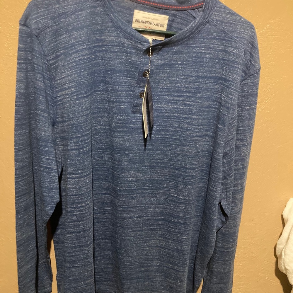 Men long sleeve shirt